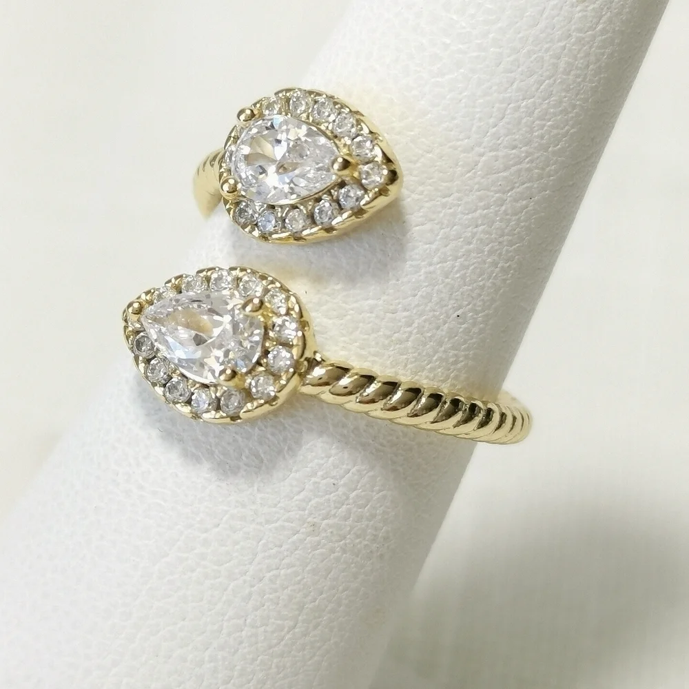 14k Gold teardrop pear cut cz ring Toi et Moi Bypass design size 6 🆕